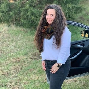 Meet your Posher, Samantha
